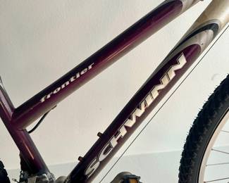 SCHWINN FRONTIER BIKE