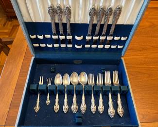 This is the Sterling silver flatware set.