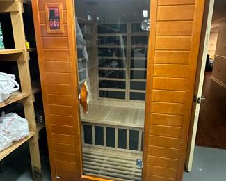 Buy it Now- Dynamic Sauna- $1500 obo
Excellent Condition!! $2100 New Plus Tax!
(It was sold on Marketplace then buyer backed out.)