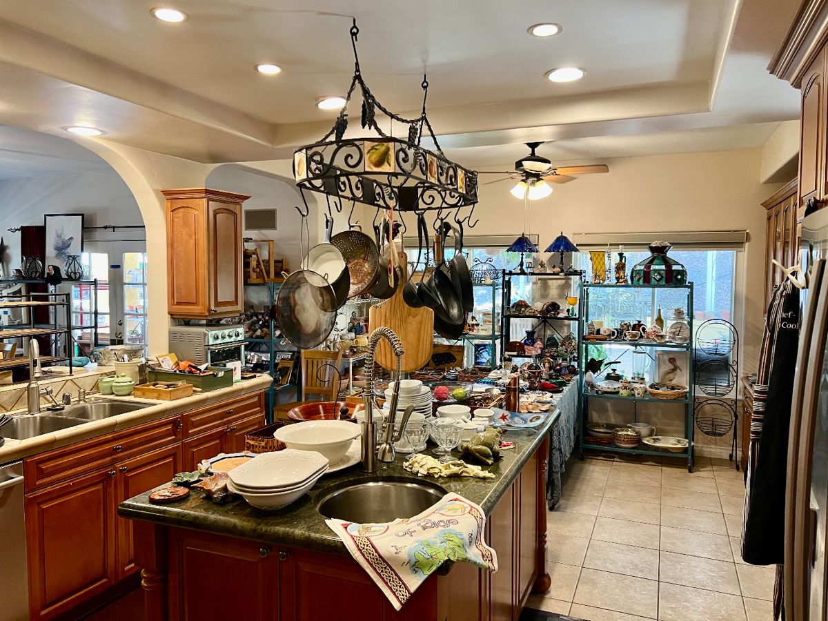 Spectacular Renaissance FAIRE Escondido ESTATE... starts on 8/2/2024