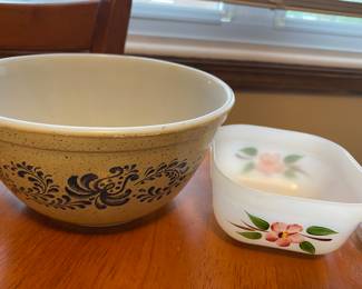 Vintage Pyrex, Vintage Fire King Apple Blossom