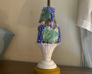 Vintage Italian Ceramic Berries/Leaves Lamp