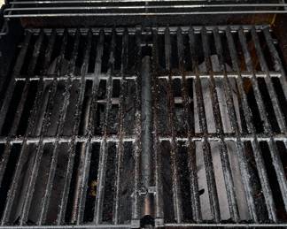 Weber Spirit Propane Gas Grill. Photo 1 of 2. 