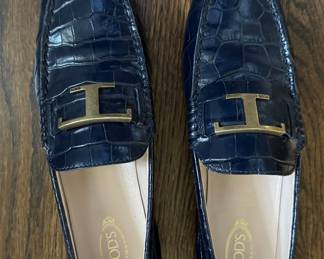 Vintage Tod's Shoes. Size 6.5