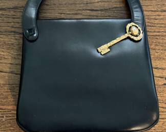 Vintage Black Handbag. 