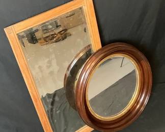 2 Mirrors 