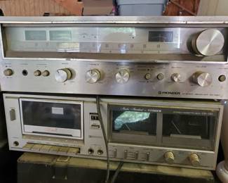 Pioneer SX-80 Receiver and other miscellaneous Hi-Fi equipment to include two Turntables and an 8-track Player. 