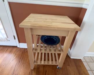 Small butcher block island on two castors 34 high