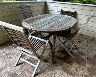 Teak table, 3 chairs