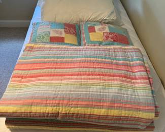 Bedding, twin size