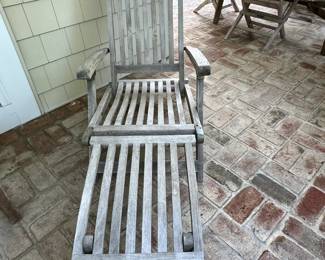 teak lounger