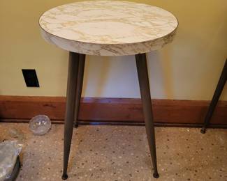 Oval mid century modern Table. 