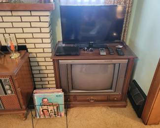 RCA Console television. Great condition!