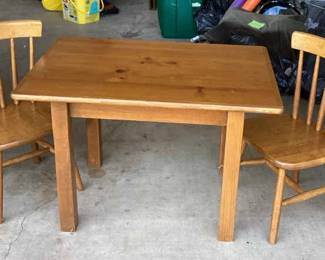 Kids Table And 2chairs