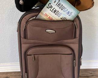 Travel Accessories Brown Carryon 2 Hats Hardcover aa Thousand Splendid Suna Hisseini