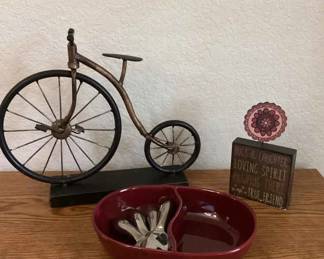 Home Goods Bike Frame Cheese Tray