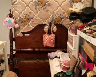 First bedroom - full bed set