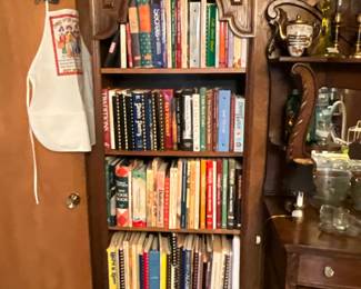 Shelf unit - miscellaneous cookbooks