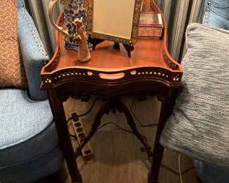 Lovely table & decor