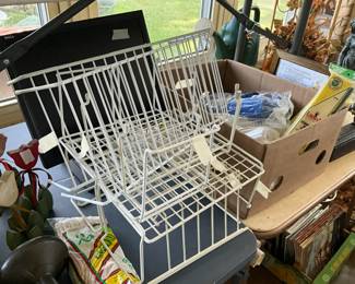 Wire & plastic coated shelves