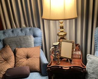 Table, decor, lamp & chair