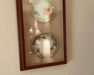 Plates under glass - Living rolm