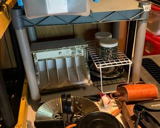 Miscellaneous in den area