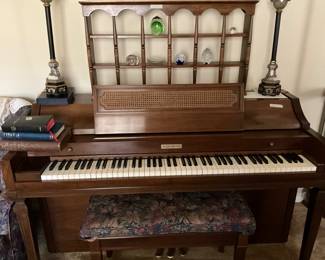 Baldwin piano
