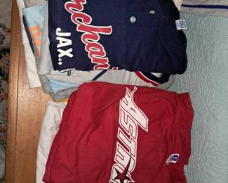 Vintage t-shirts mostly sports related and Jacksonville and single stitched