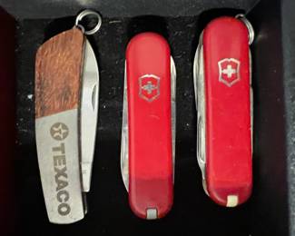 Pocket utility knives