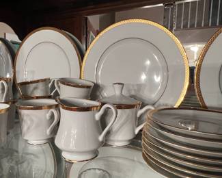 Owens-Brockway Rx Limited Edition fine china (approx. 12 place settings plus serving items)