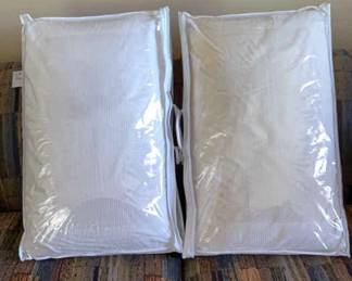 2 Latex Foam Bed Pillows Queen