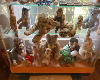 Vintage stuffed animal collection, some Steiff