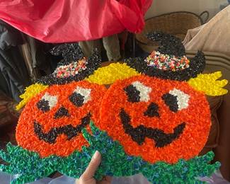 Vintage Halloween popcorn window decos