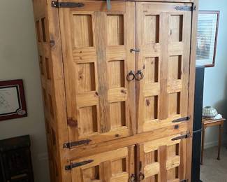 Pine armoire