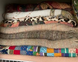Vintage quilts and blankets 