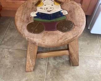 Pig foot stool