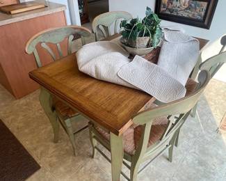 Distressed style small kitchen table set with fold out leaves 