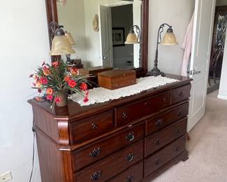 Bedroom set king size 