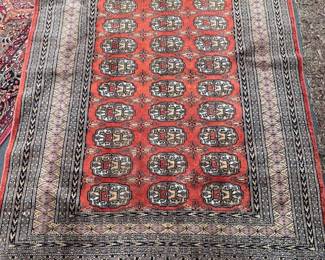 Hand tied India rug