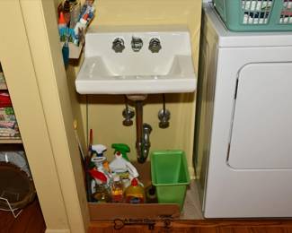 0543Laundry Room