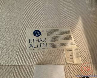ETHAN ALLEN Sofa