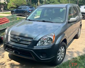 2005 Honda CR-V 5DR 4WD EX (64,000 Miles)