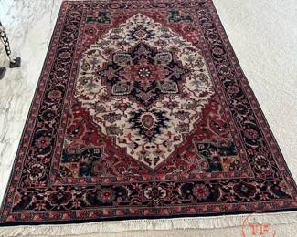 India Handmade Wool Pile Area Rug (8’ x 5’)