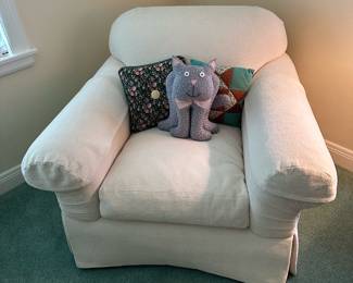 SHERRILL Oversized Armchair