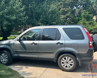 2005 Honda CR-V 5DR 4WD EX (64,000 Miles)