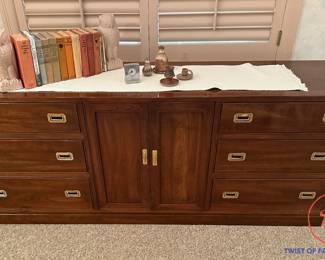 ETHAN ALLEN Canova Campaign Dresser