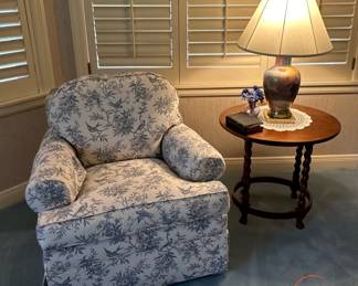 ETHAN ALLEN Armchair