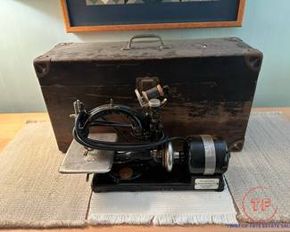 1863 WILCOX & GIBBS Cast Iron Sewing Machine with Original Wood Case