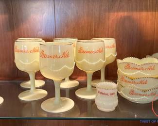 HEISEY Custard Uranium Glass BEEMER NEBRASKA Souvenir Glass